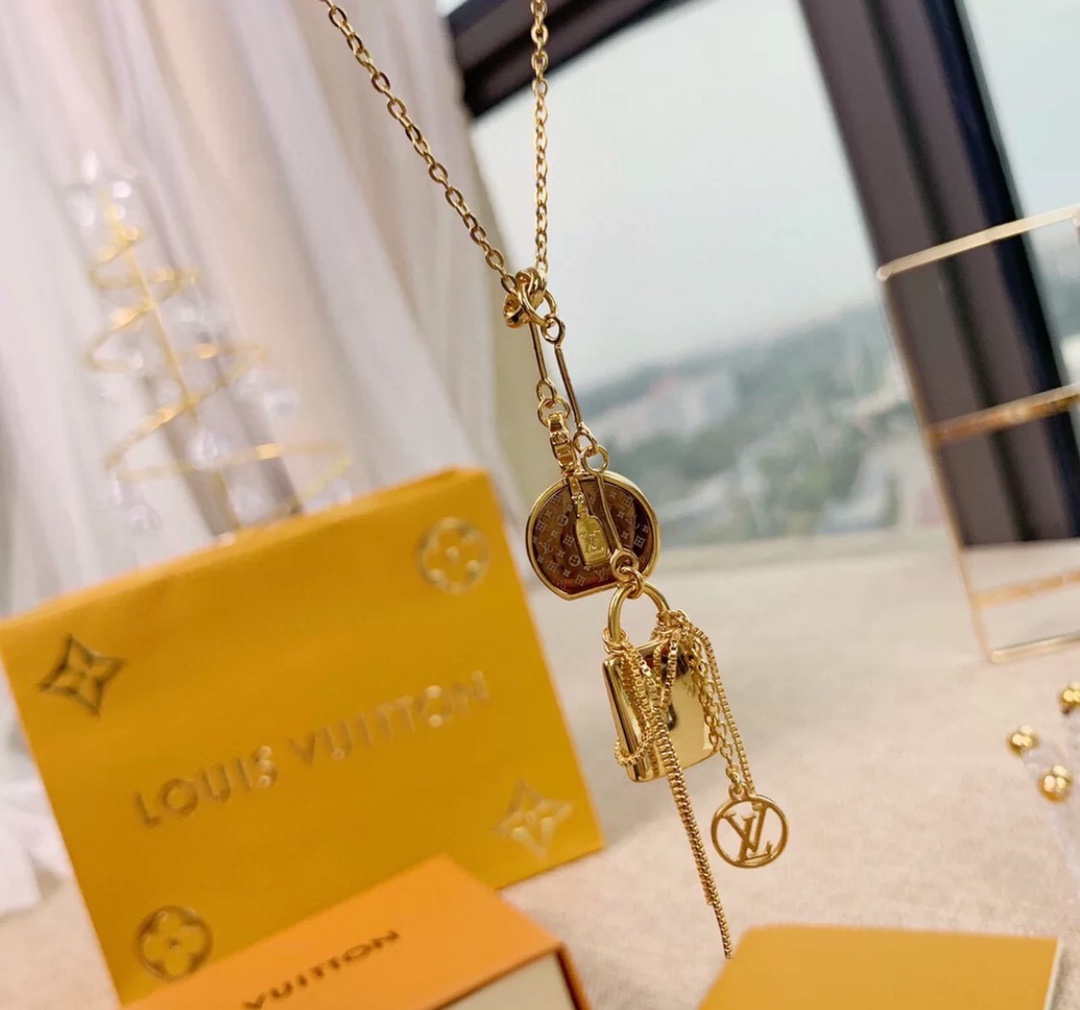 Replica LOUIS VUITTON Necklace