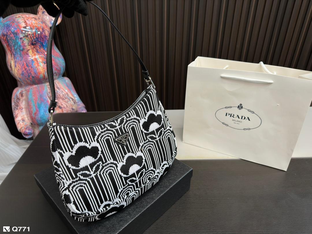 Replica Prada Bag 27*18CM