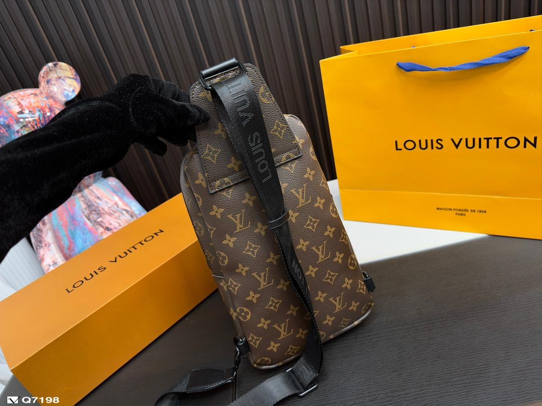 Replica Louis Vuitton Bag 18*CM