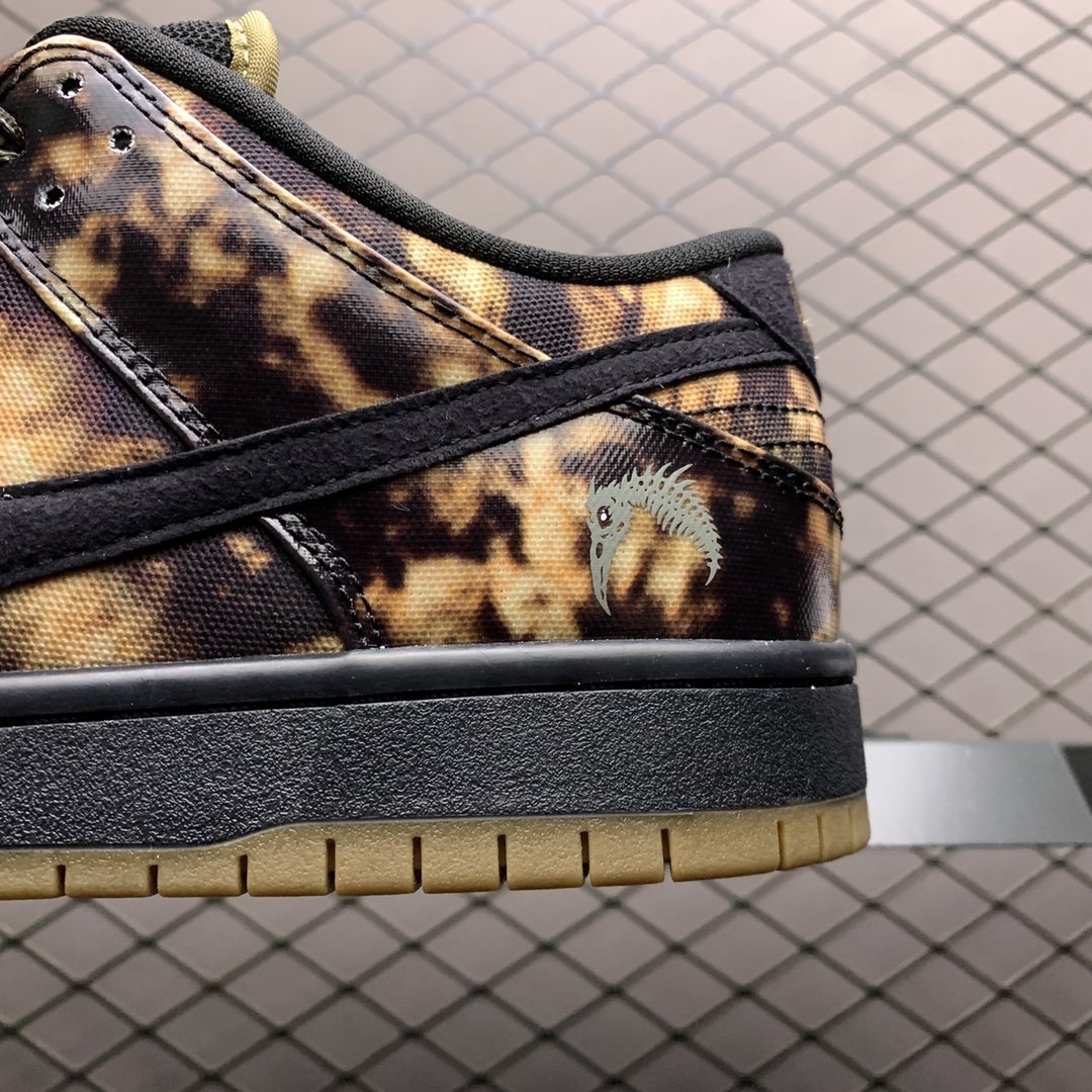 Replica Nike Dunk SB Shoe Nike Dunk SB Low Pushead 2 2 536356-002 39-47.5