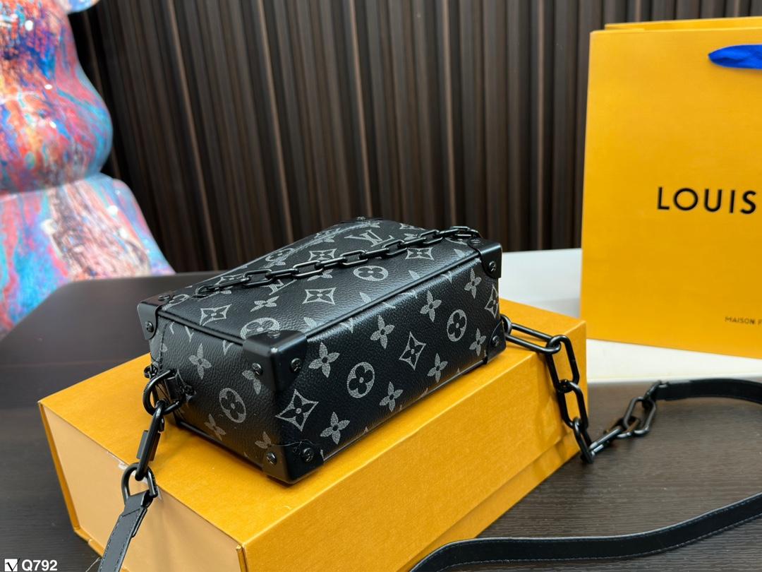 Replica Louis Vuitton Bag 18*12CM