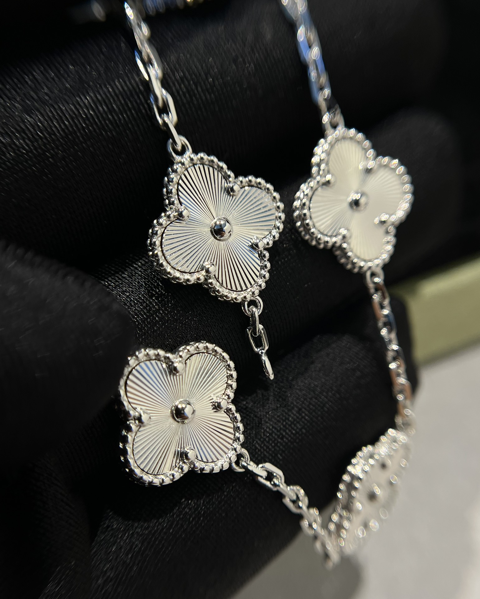 Replica VanCleef Arpels Bracelet