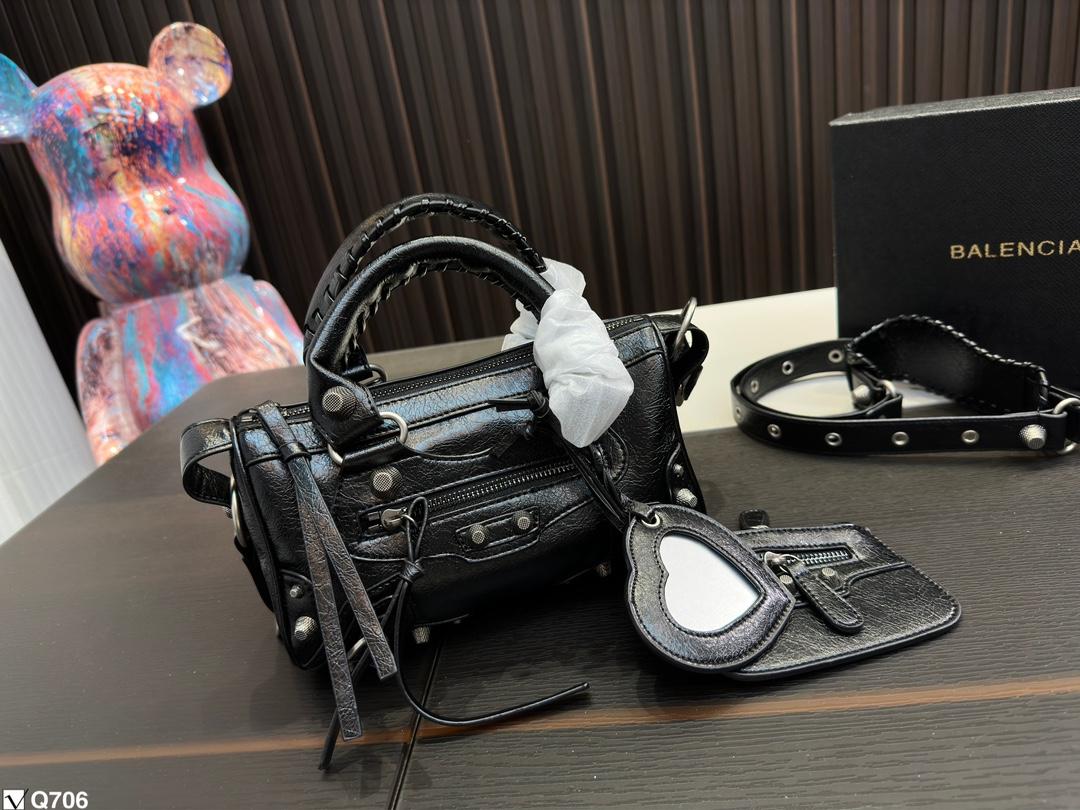 Replica Balenciaga Bag  23*13CM/28*15CM