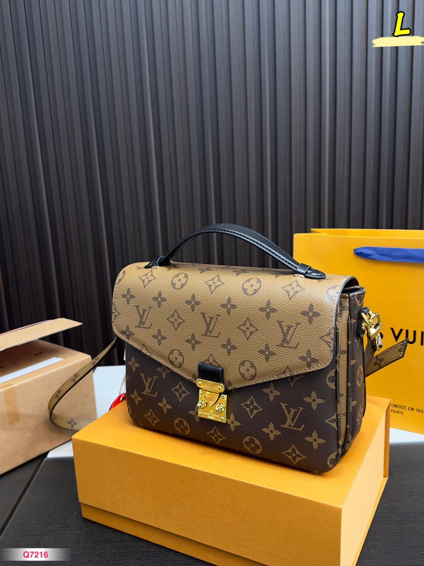 Replica Louis Vuitton Bag 24*18CM