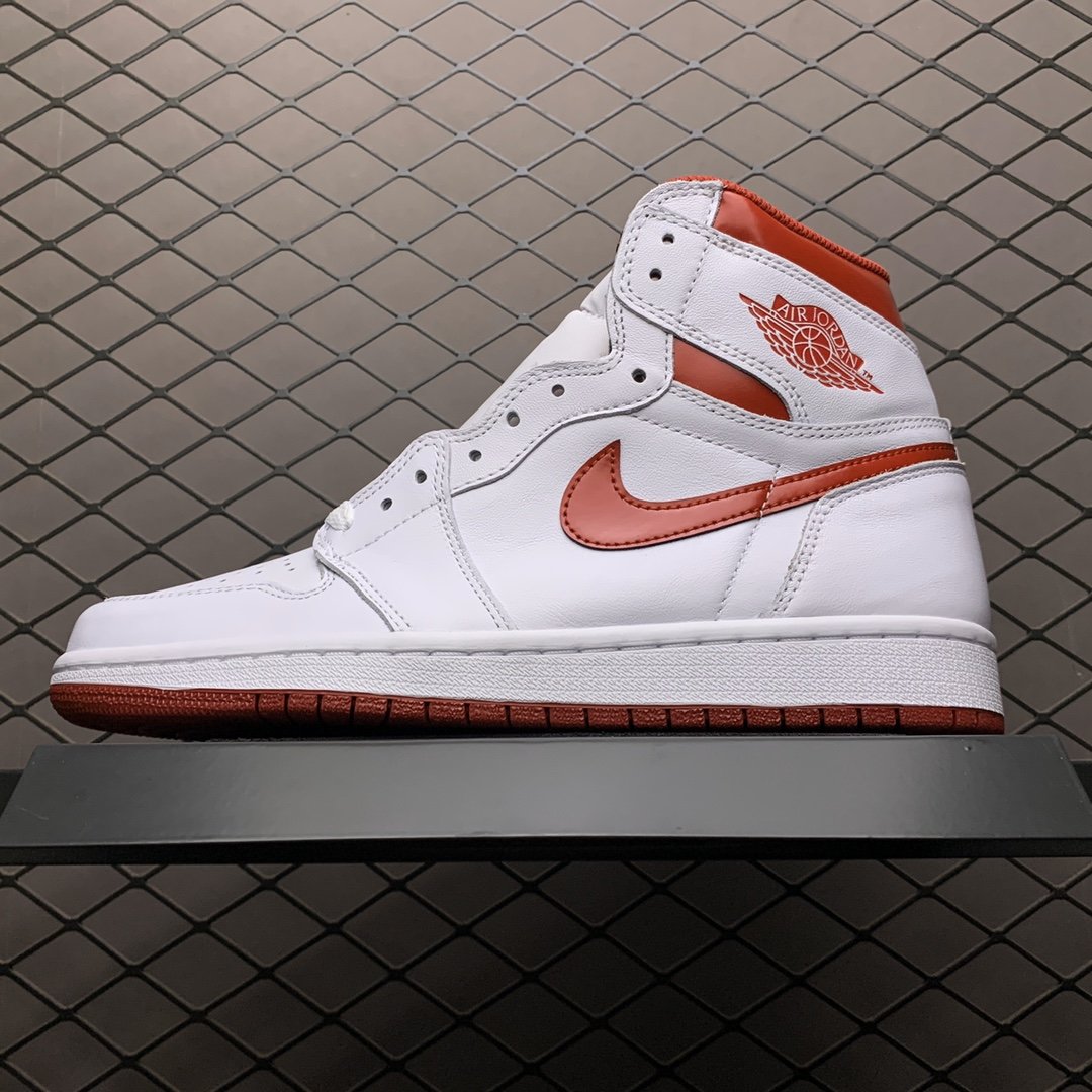 Replica Air Jordan Shoe Air Jordan 1 Retro Metallic Red 555088-103 Size 40-46