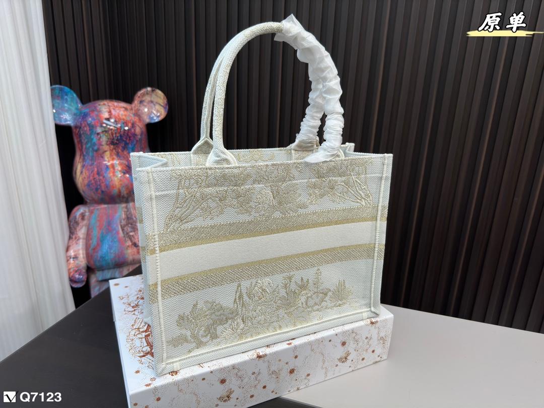 Replica Dior Bag   41*34CM/36*27CM