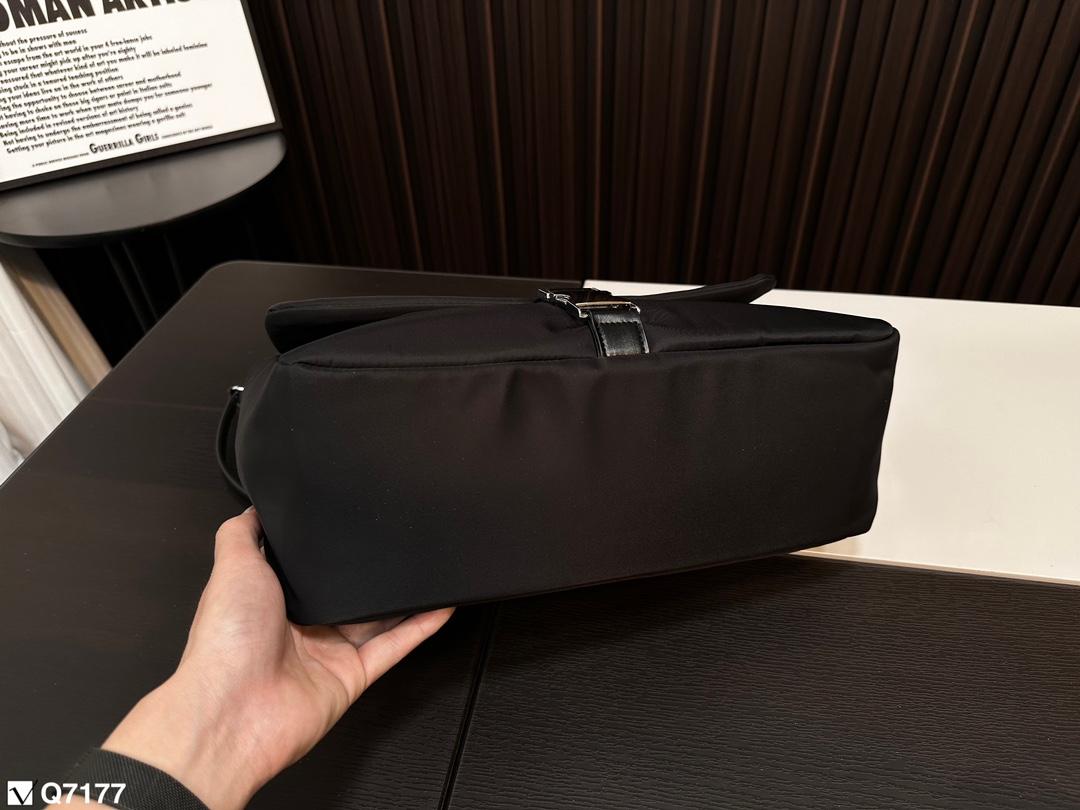 Replica Diesel Bag  35*21CM