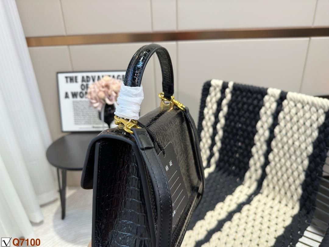 Replica Dolce Gabbana Bag 20*10*17CM