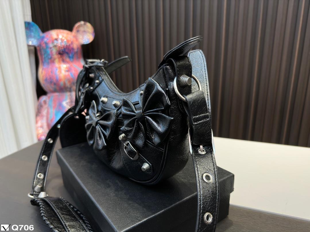 Replica Balenciaga Bag 28*16CM
