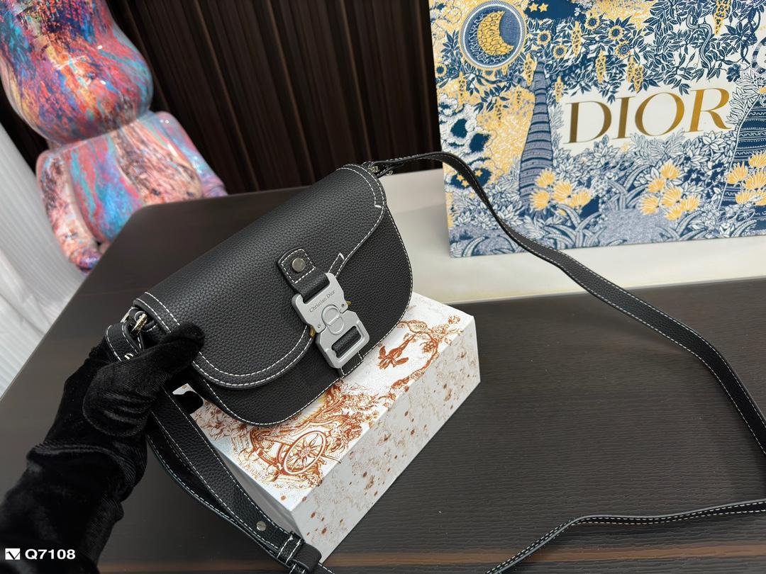 Replica Dior Bag 13*19CM