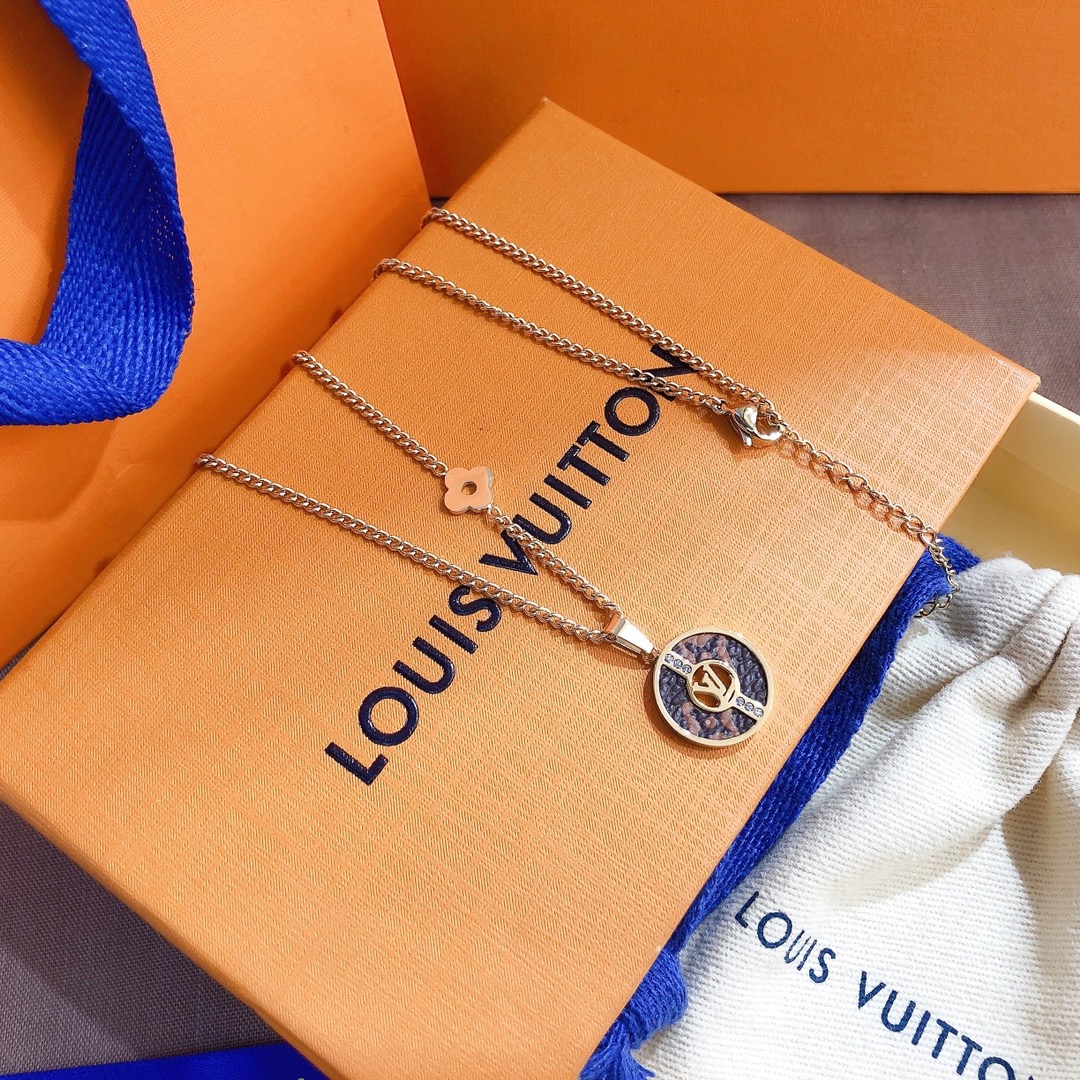 Replica LOUIS VUITTON Necklace