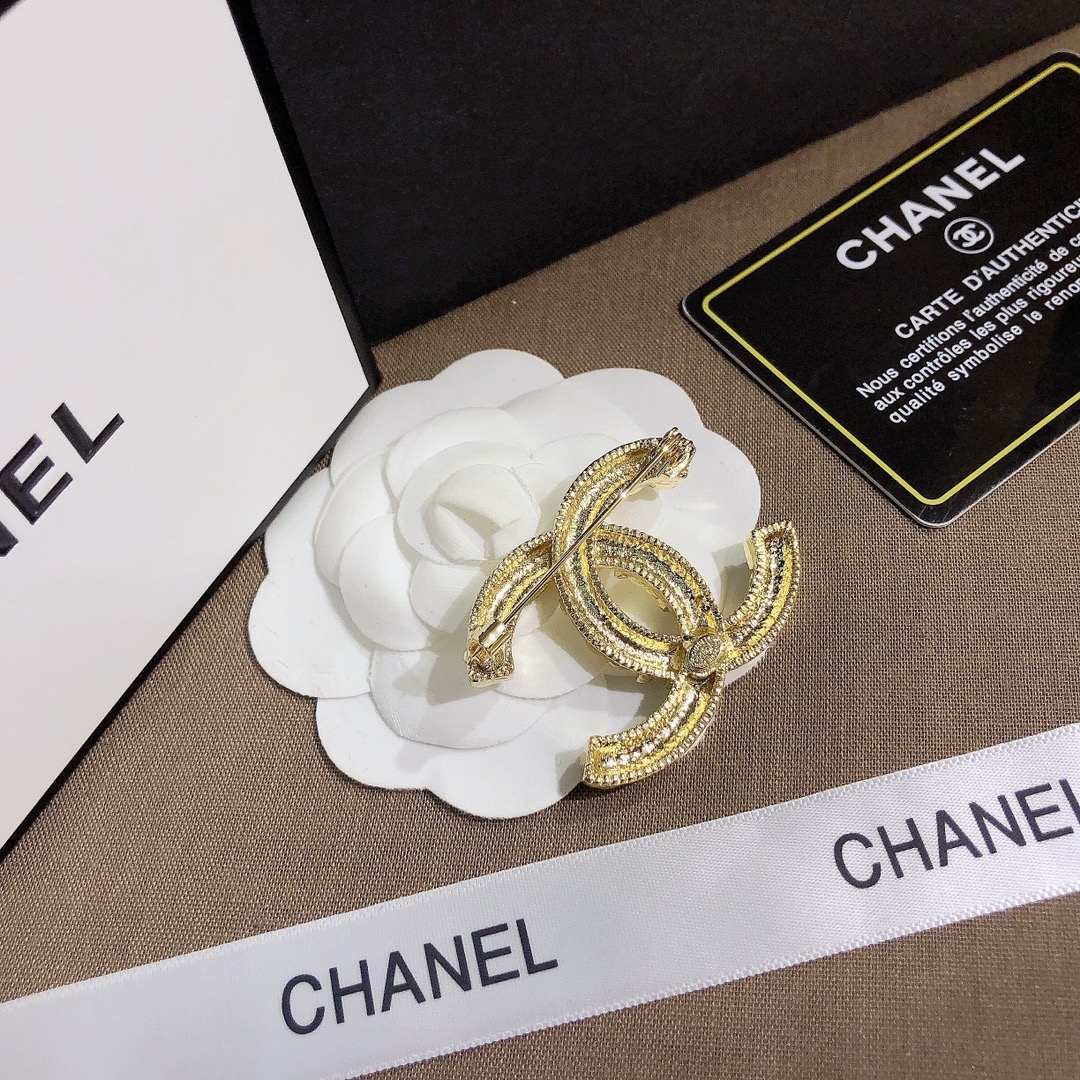 Replica CHANEL Brooch