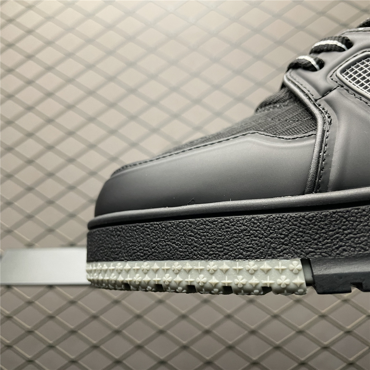 Replica LV Shoe  Louis Vuitton LV Trainer All Black