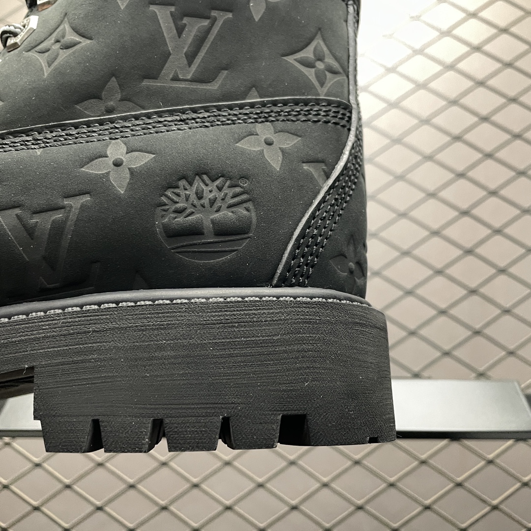 Replica LV Shoe  Louis Vuitton x Timberland LV b