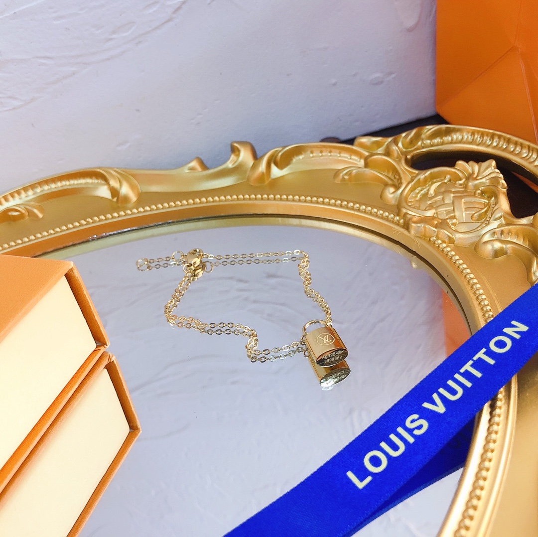 Replica LOUIS VUITTON Bracelet