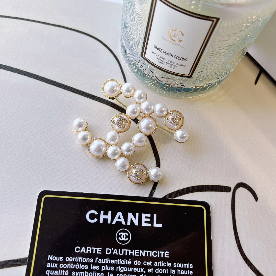 Replica CHANEL Brooch