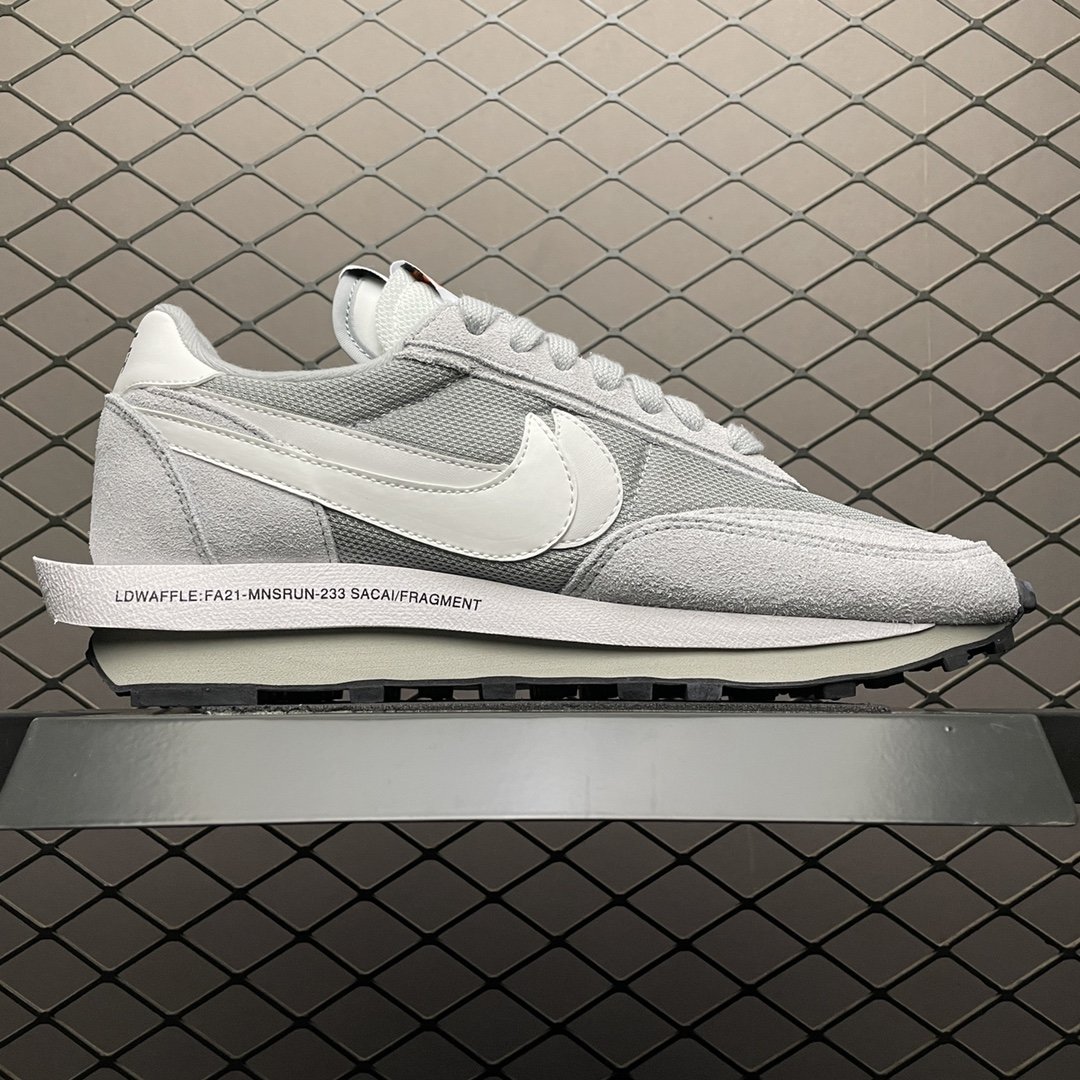 Replica Nike Shoe Fragment design x Sacai x Nike LDV Waffle Daybreak DH2684-001 36-4