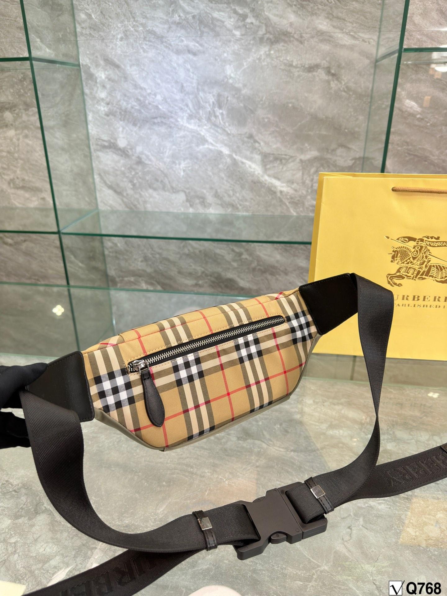 Replica Burberry Bag 30*15CM