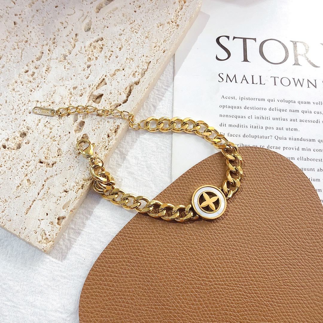 Replica LOUIS VUITTON Bracelet