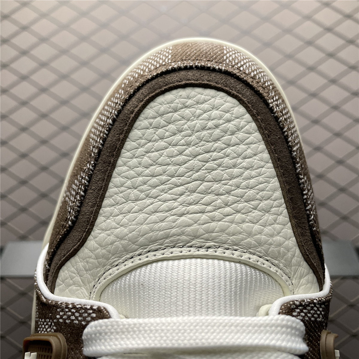 Replica LV Shoe  Louis Vuitton LV Trainer Brown