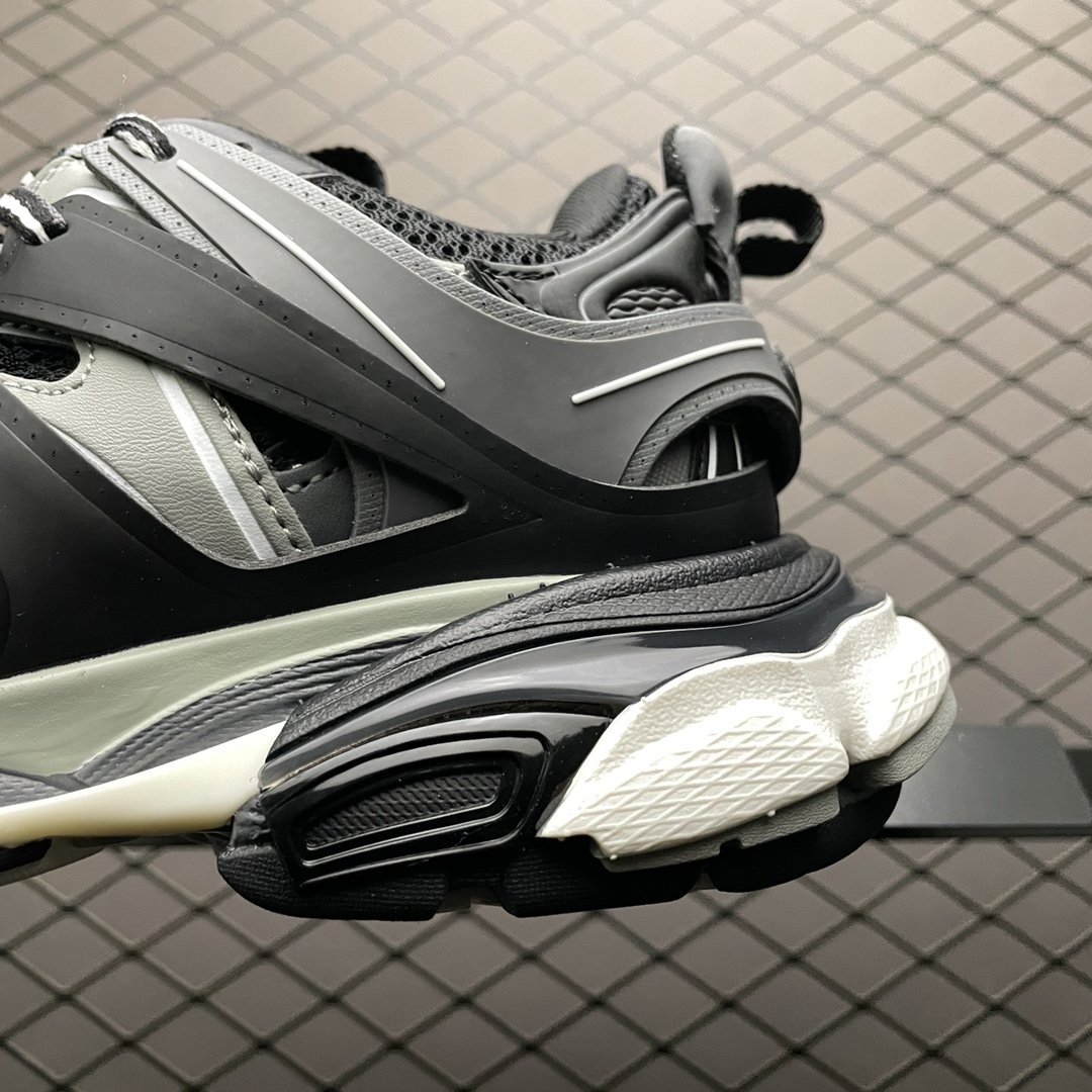 Replica Balenciaga Shoe Balenciaga Track Sneaker35-46 43YTMM75z