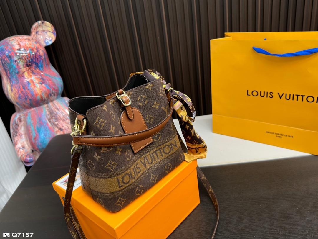 Replica Louis Vuitton Bag 20*19CM