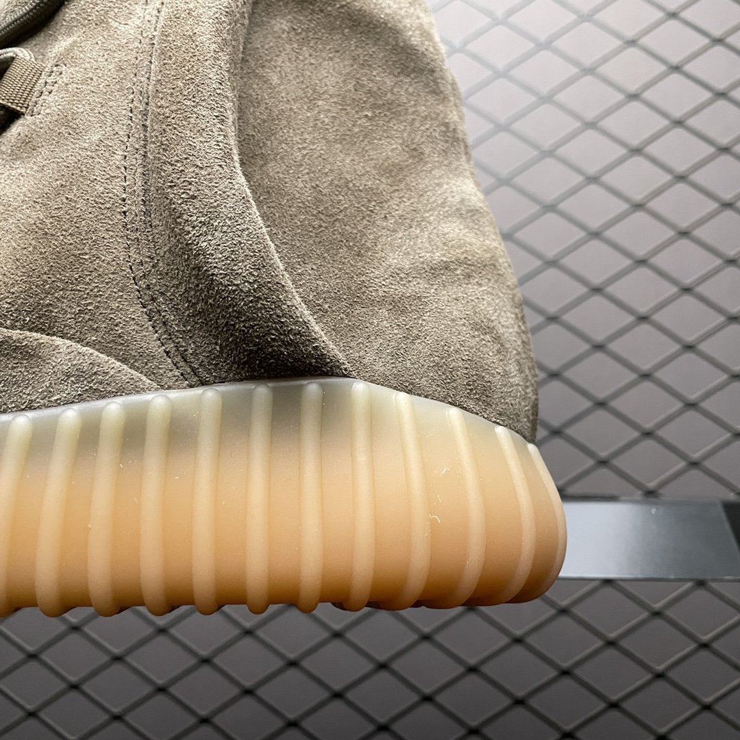 Replica Adidas Yeezy Shoe Adidas  Yeezy 750 Boost BY2456 Size 36-46