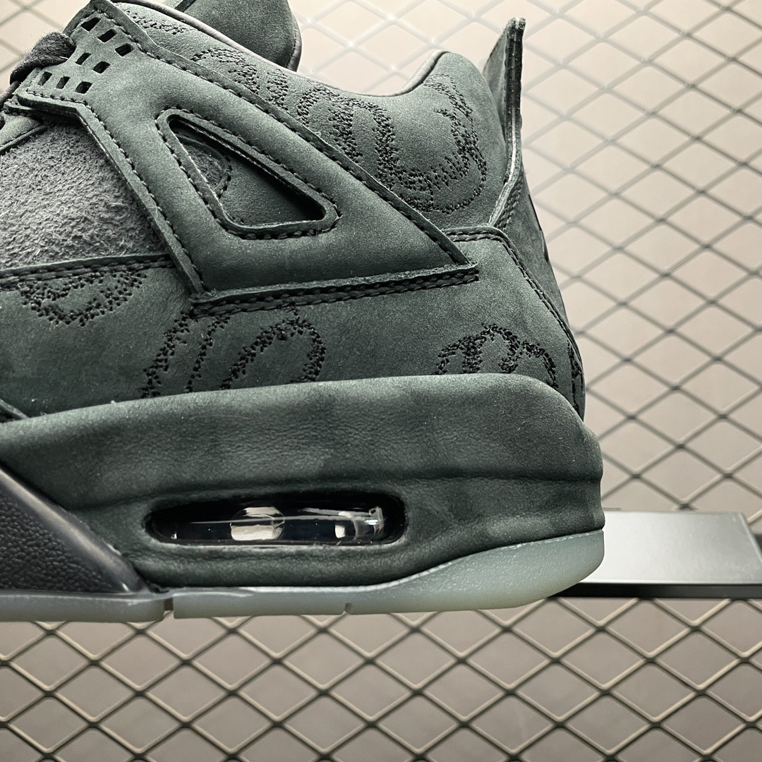 Replica Air Jordan Shoe Kaws x Air Jordan 4 AJ4  930155-001