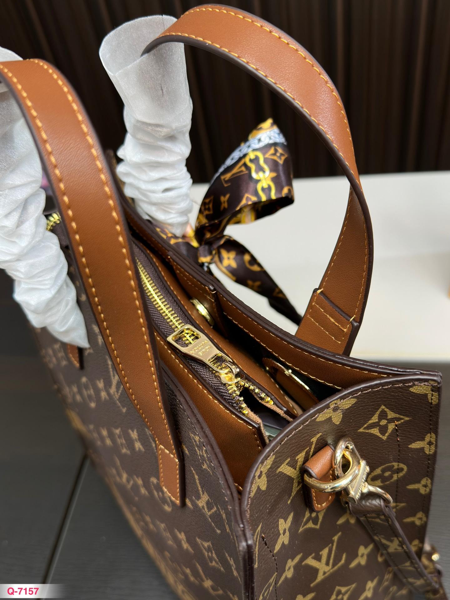 Replica Louis Vuitton Bag 30*26CM