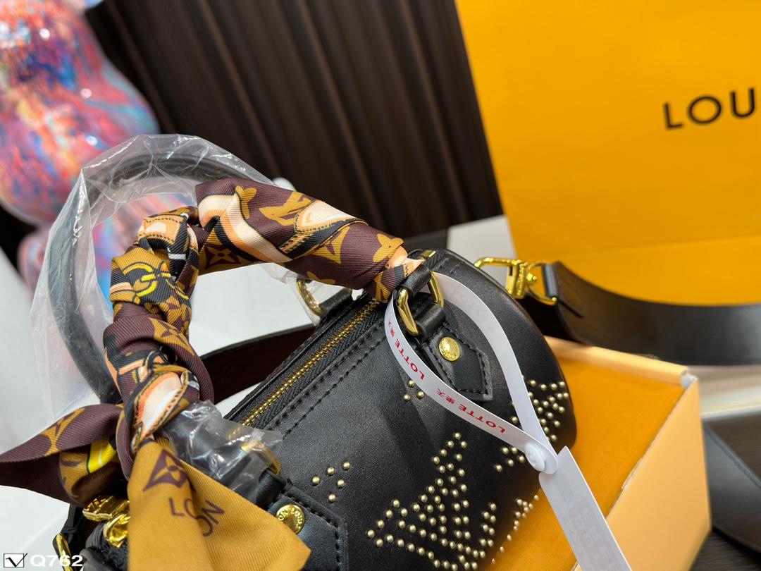 Replica Louis Vuitton Bag 10*16CM
