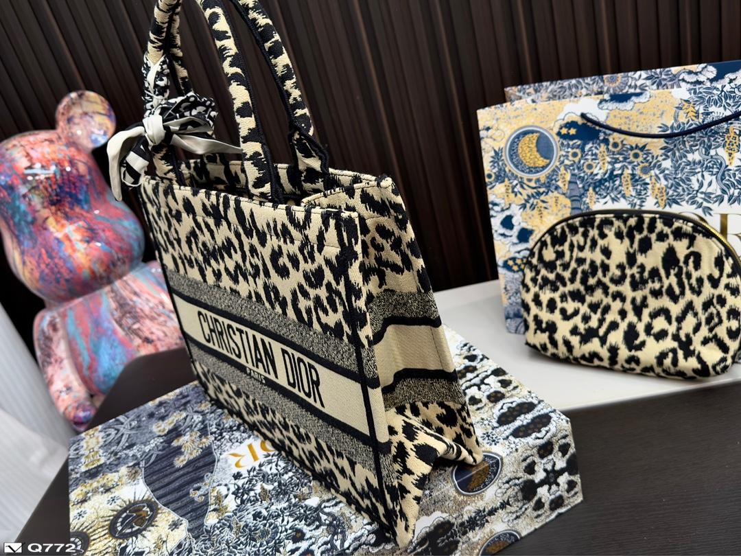 Replica Dior Bag  33*39CM/33*26CM
