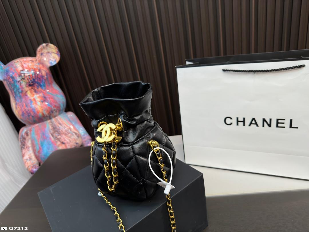 Replica Chanel Bag 15*13CM