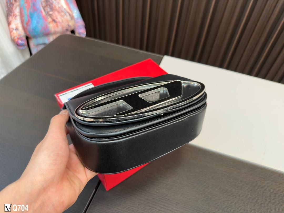 Replica Diesel Bag 19*12CM