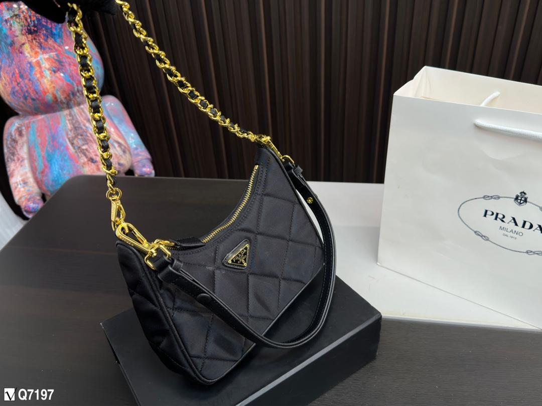 Replica Prada Bag 11*21CM