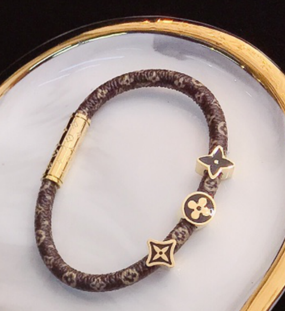 Replica LOUIS VUITTON Bracelet