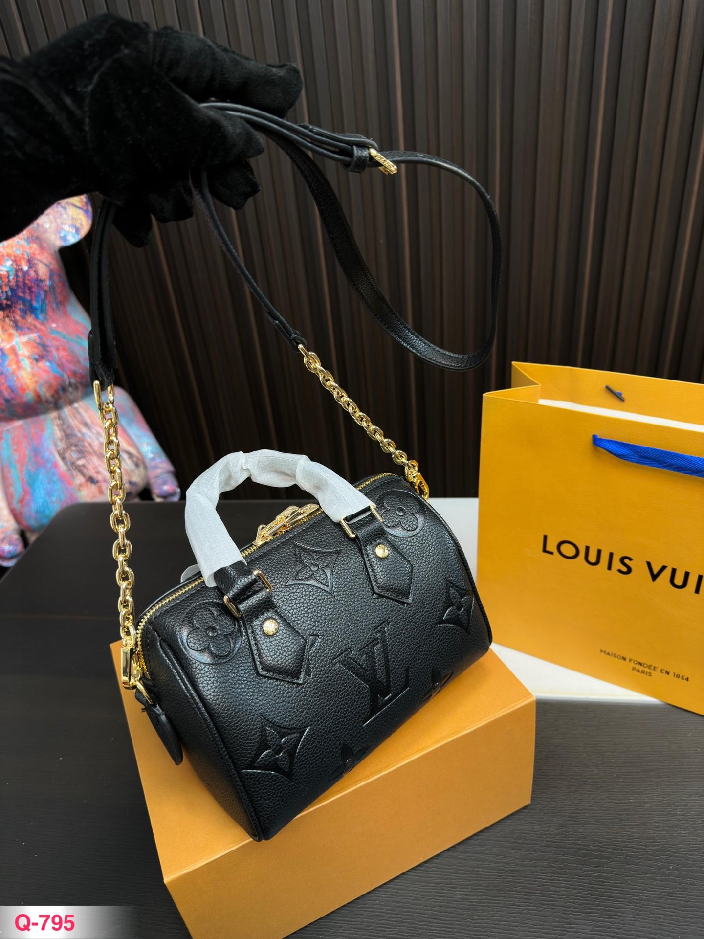 Replica Louis Vuitton Bag 20*13CM