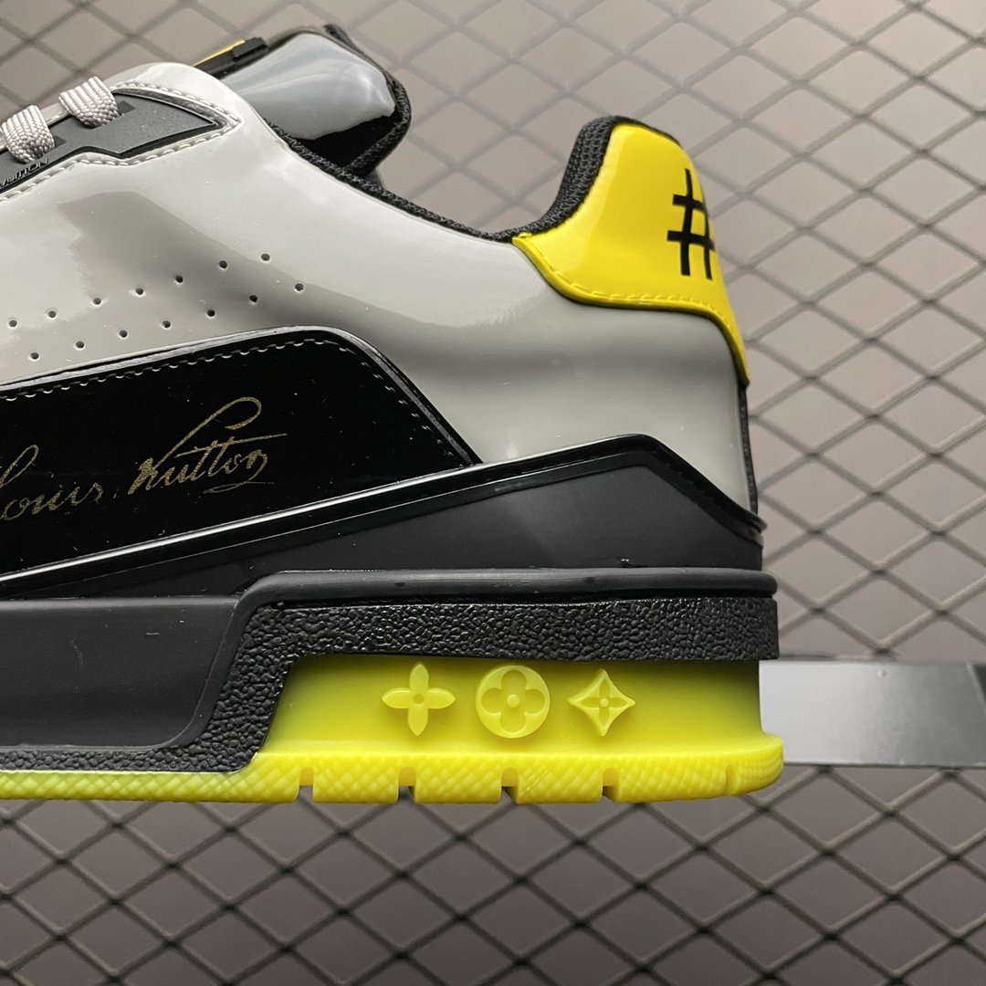 Replica Louis Vuitton Shoe Louis Vuitton Trail Sneaker LV _01006