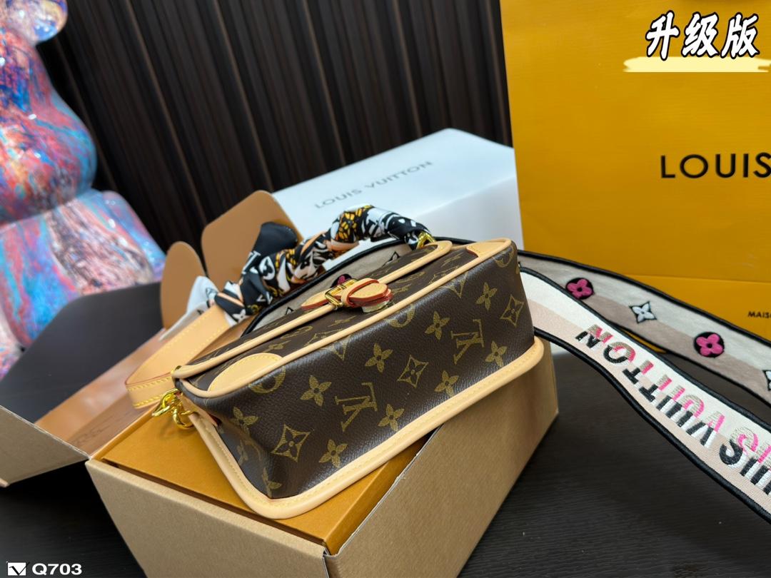 Replica Louis Vuitton Bag 24*16CM/20*12CM