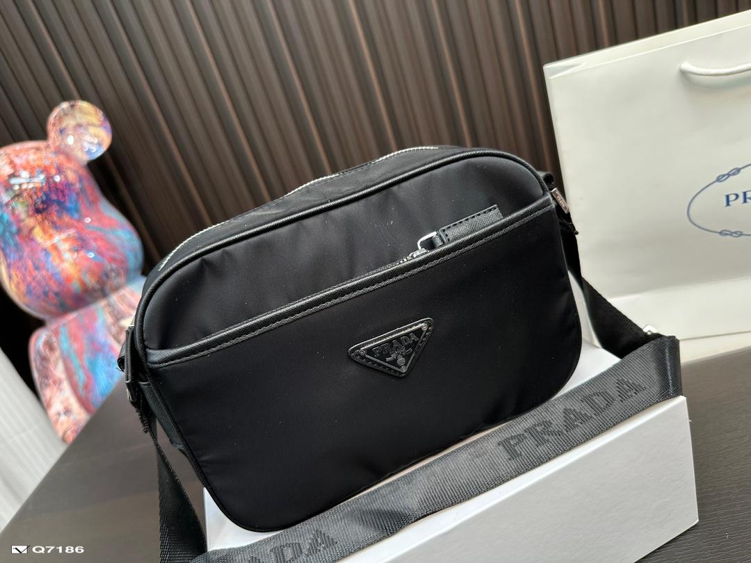 Replica Prada Bag 24*17CM