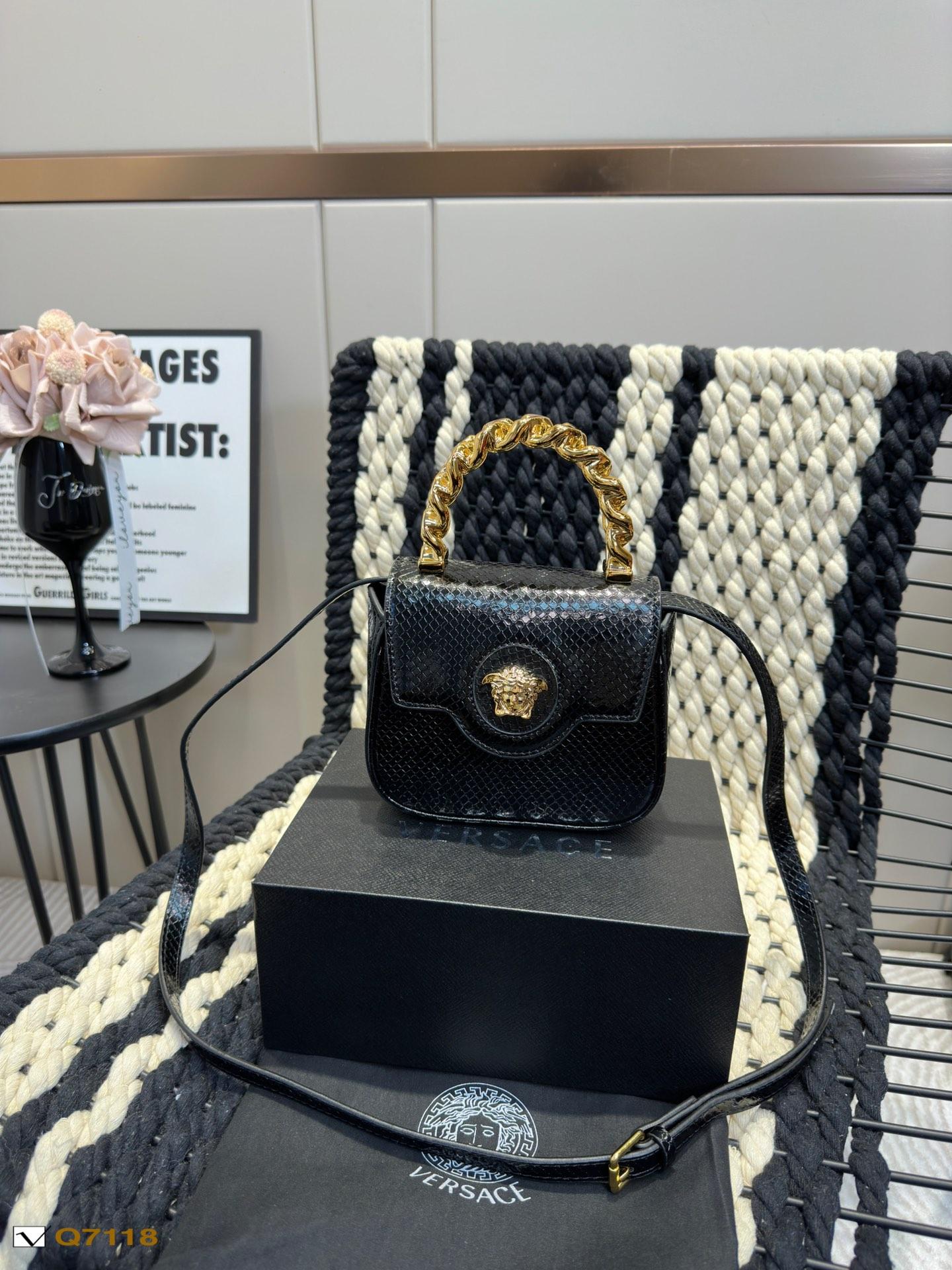 Replica VERSACE Bag 16.5*15CM