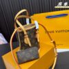 Replica Louis Vuitton Bag 17*13CM