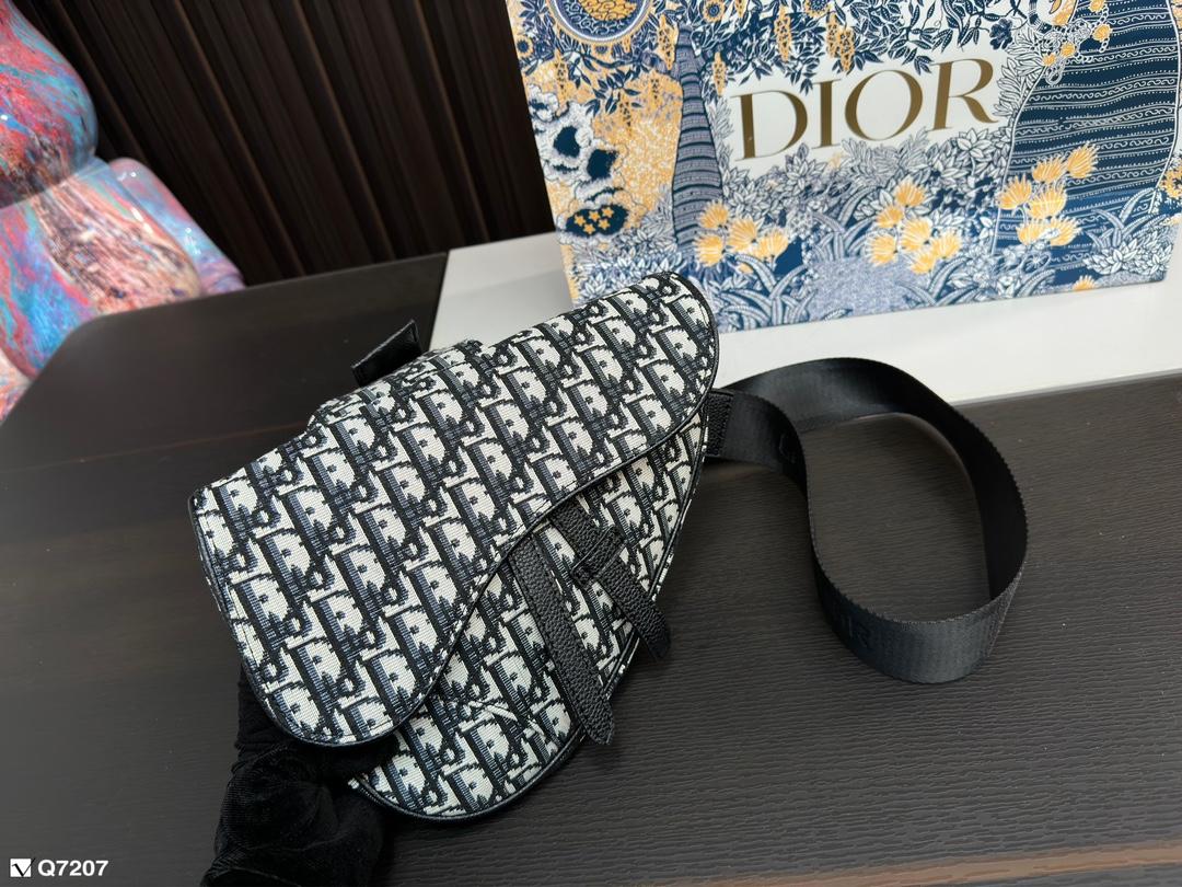 Replica Dior Bag 18*25CM