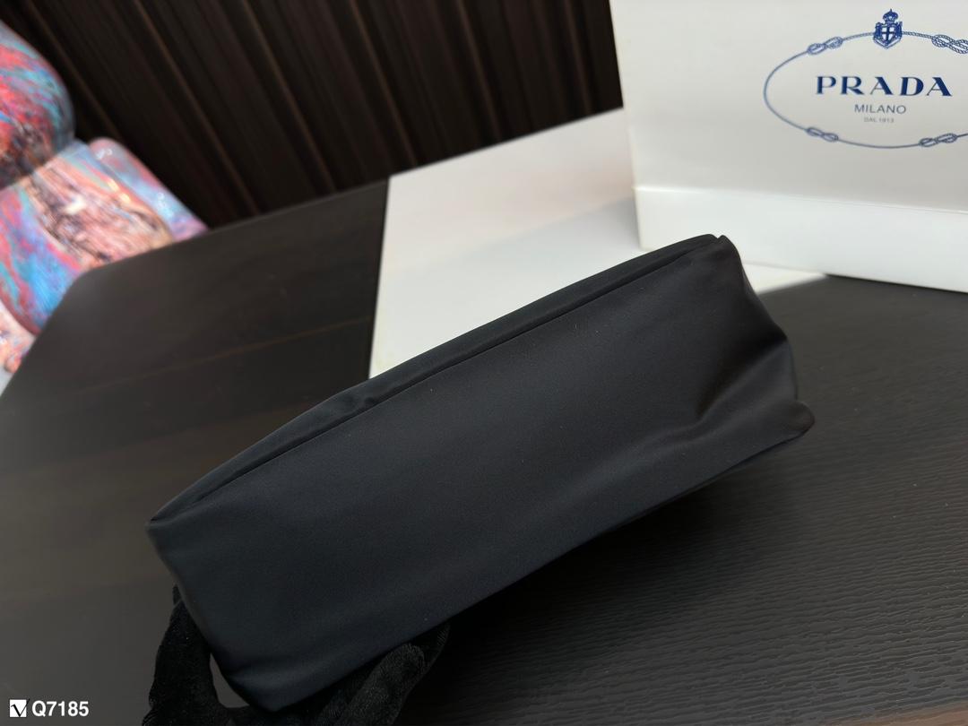 Replica Prada Bag 26*15CM