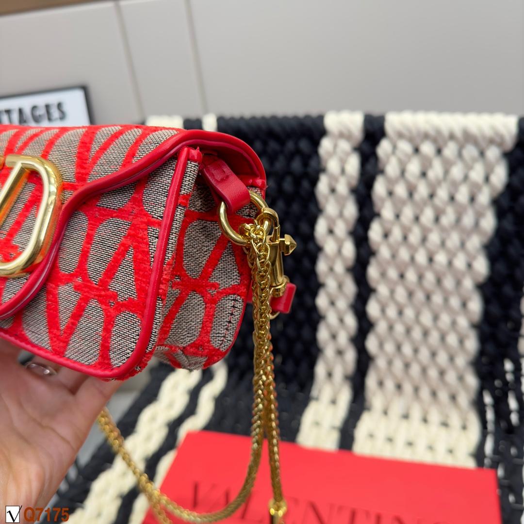Replica Valentino Bag 20*10CM/28*12CM