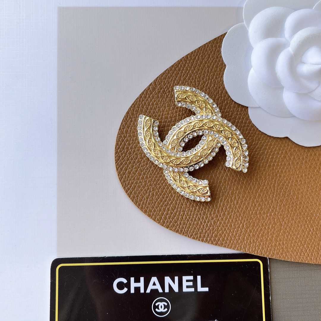 Replica CHANEL Brooch