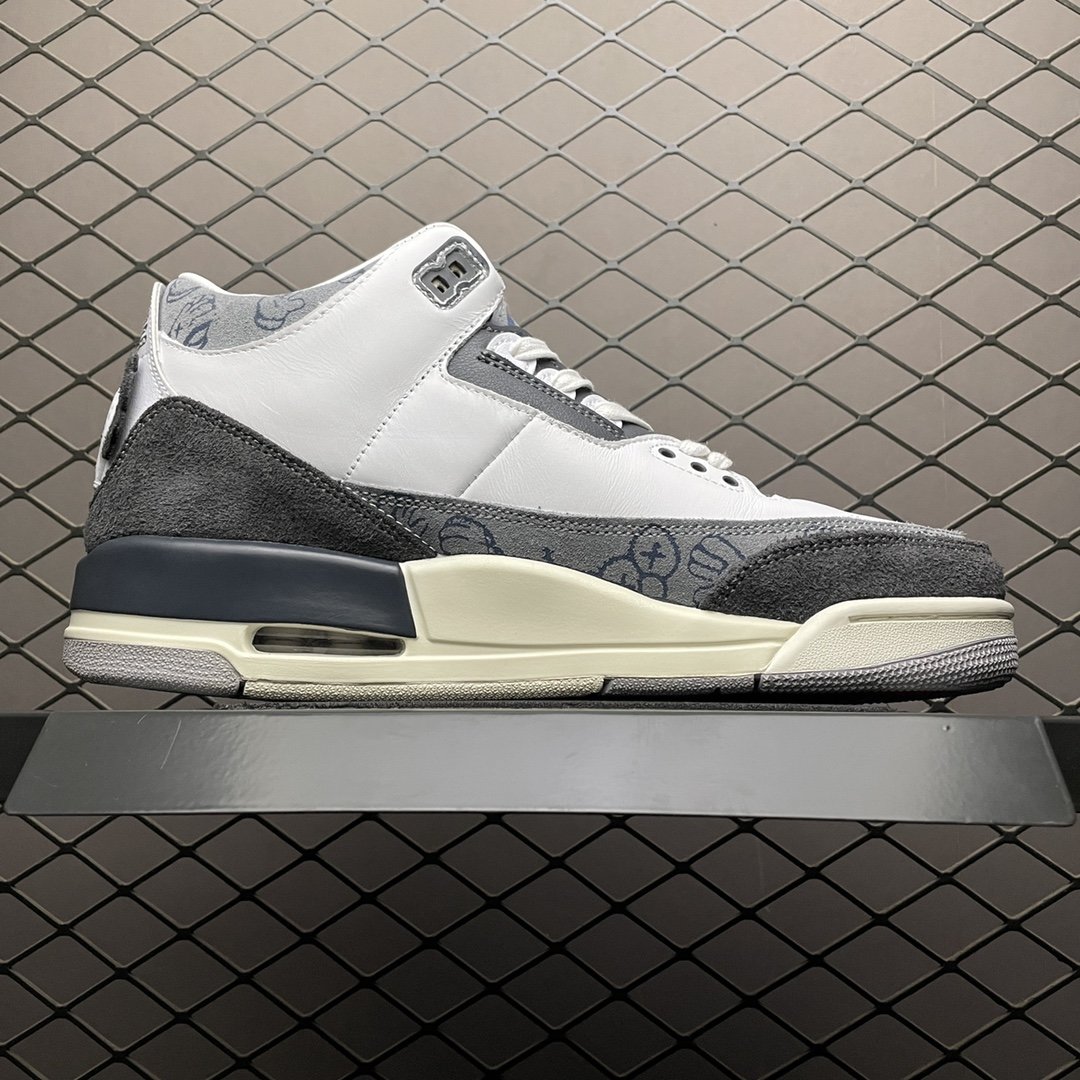 Replica Air Jordan Shoe KAWS x Air Jordan 3 AJ3 01031