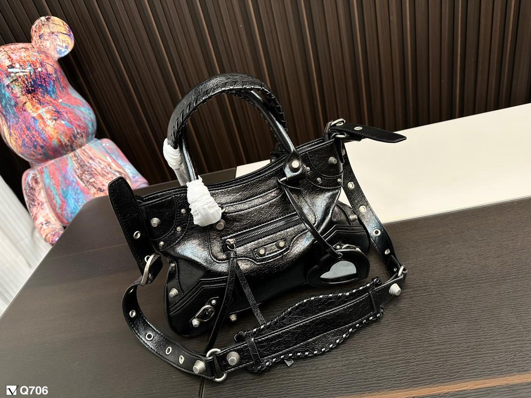 Replica Balenciaga Bag 30*20CM
