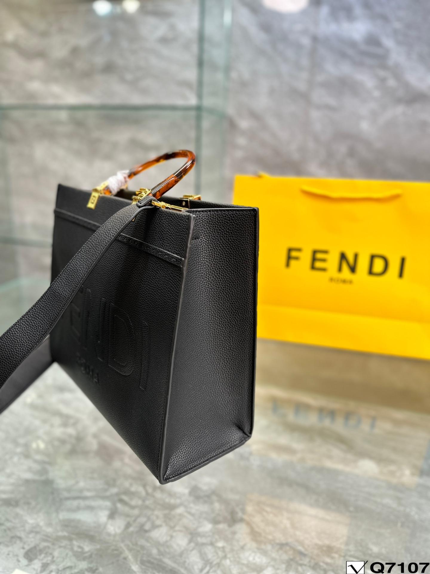 Replica Fendi Bag 35*31CM
