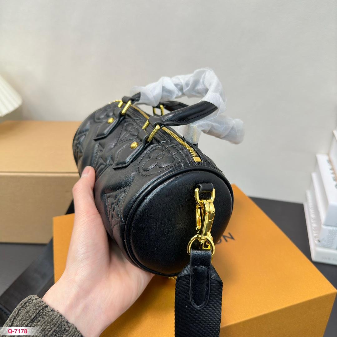 Replica Louis Vuitton Bag 20*12CM