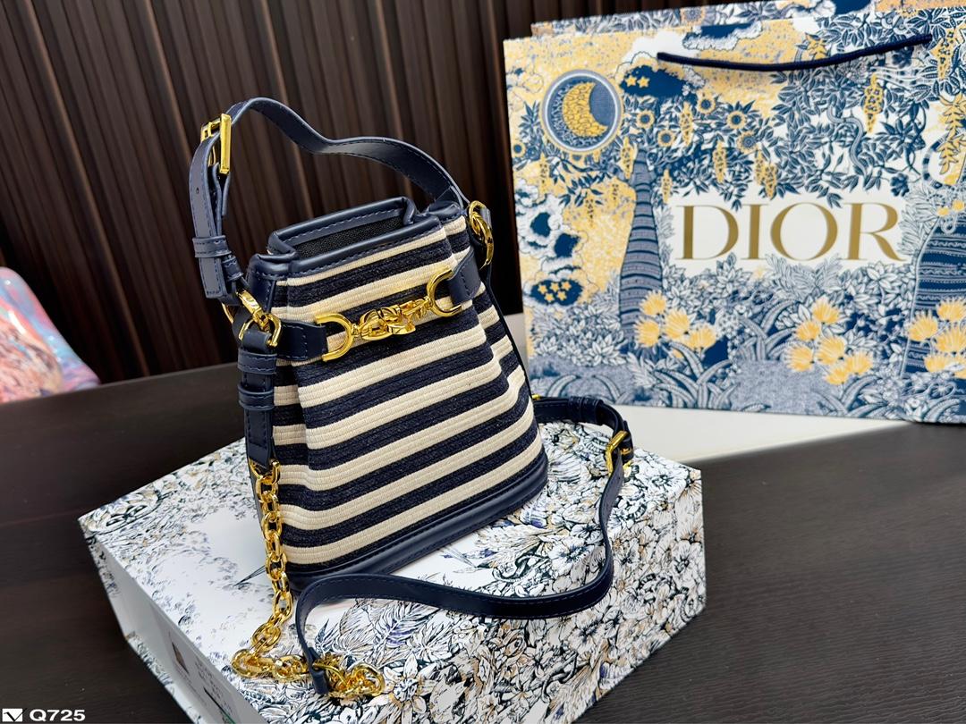 Replica Dior Bag  24*24CM/17*17CM